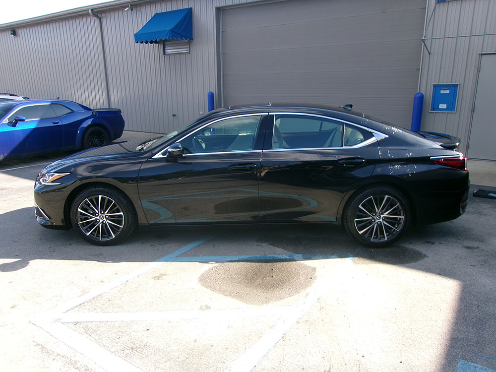 
								LEXUS ES300h PREMIUM full									