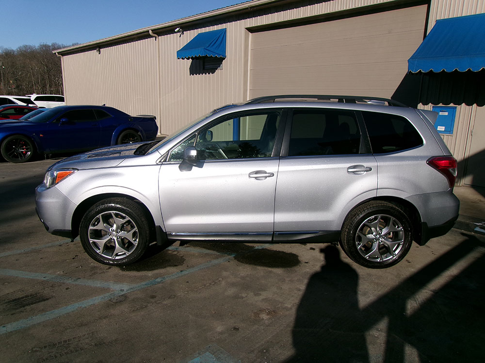 
								SUBARU FORESTER TOURING full									