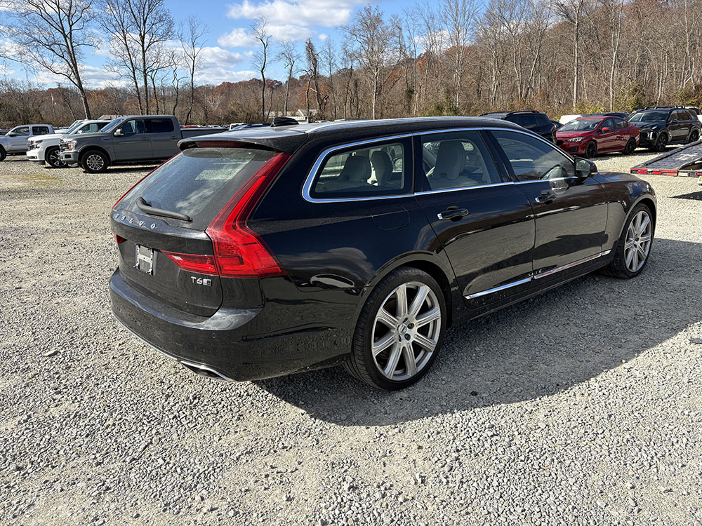 
								VOLVO V90 T6 INSCRIPTION full									