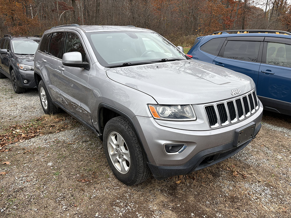 
								JEEP GRAND CHEROKEE LAREDO full									