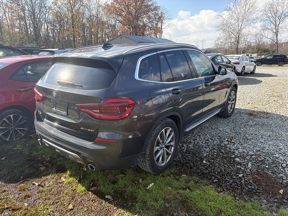 
								BMW X3 full									