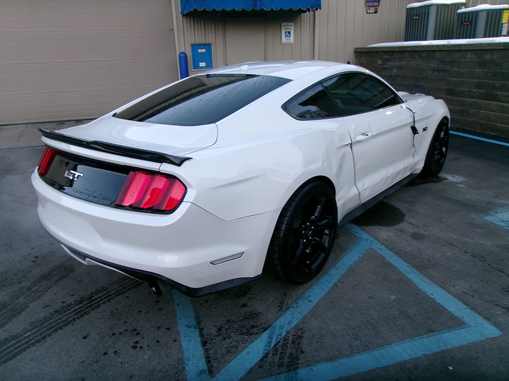 
								FORD MUSTANG GT full									