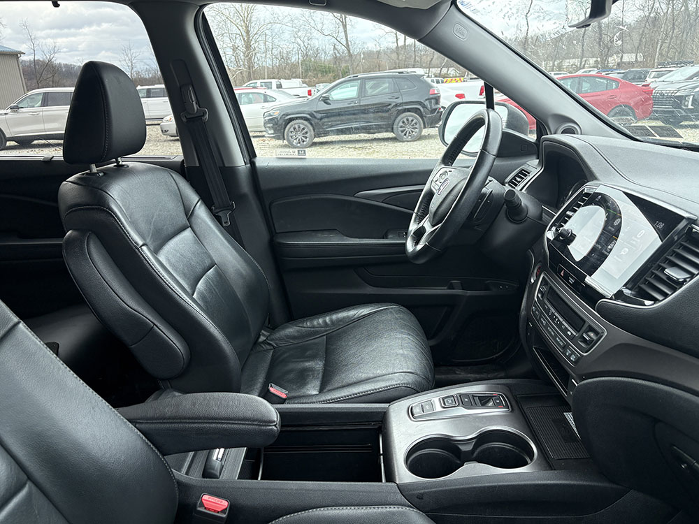 
								HONDA PILOT SPECIAL EDITION full									