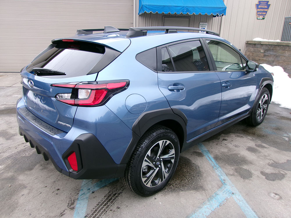 
								SUBARU CROSSTREK PREMIUM full									