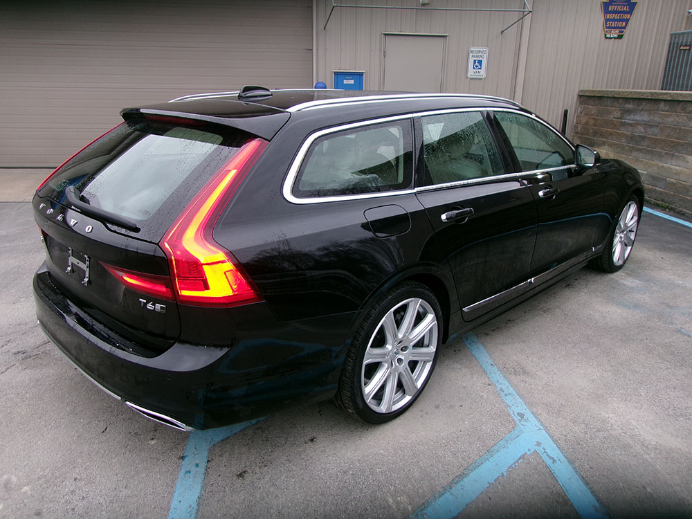 
								VOLVO V90 T6 INSCRIPTION full									