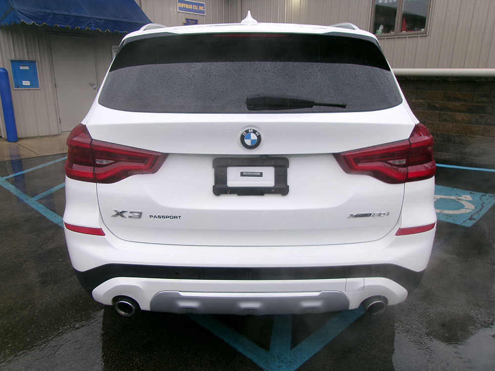 
								BMW X3 full									