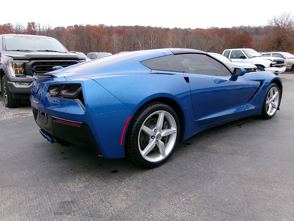 
								CHEVROLET CORVETTE LT full									