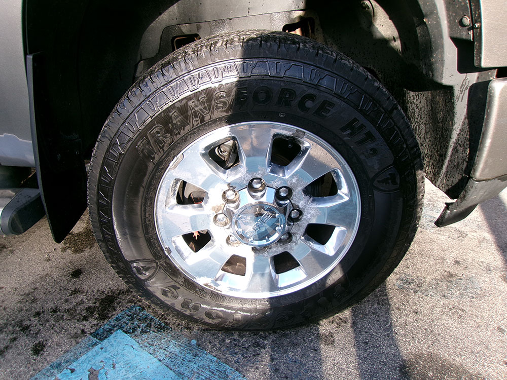 
								GMC SIERRA 2500 DENALI CREW CAB full									