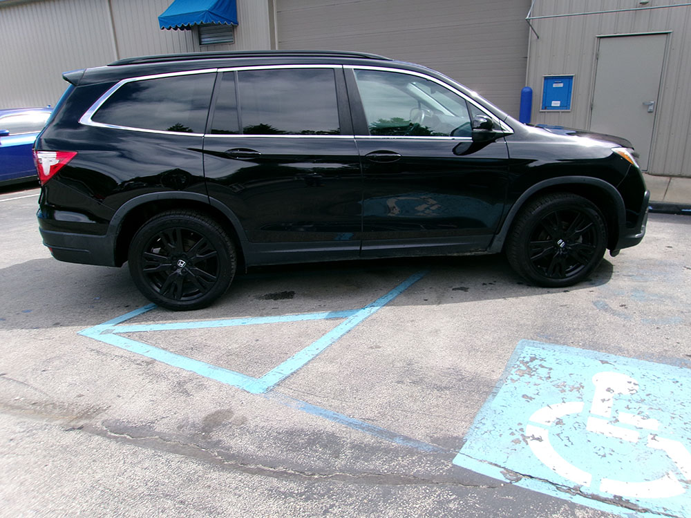 
								HONDA PILOT SPECIAL EDITION full									