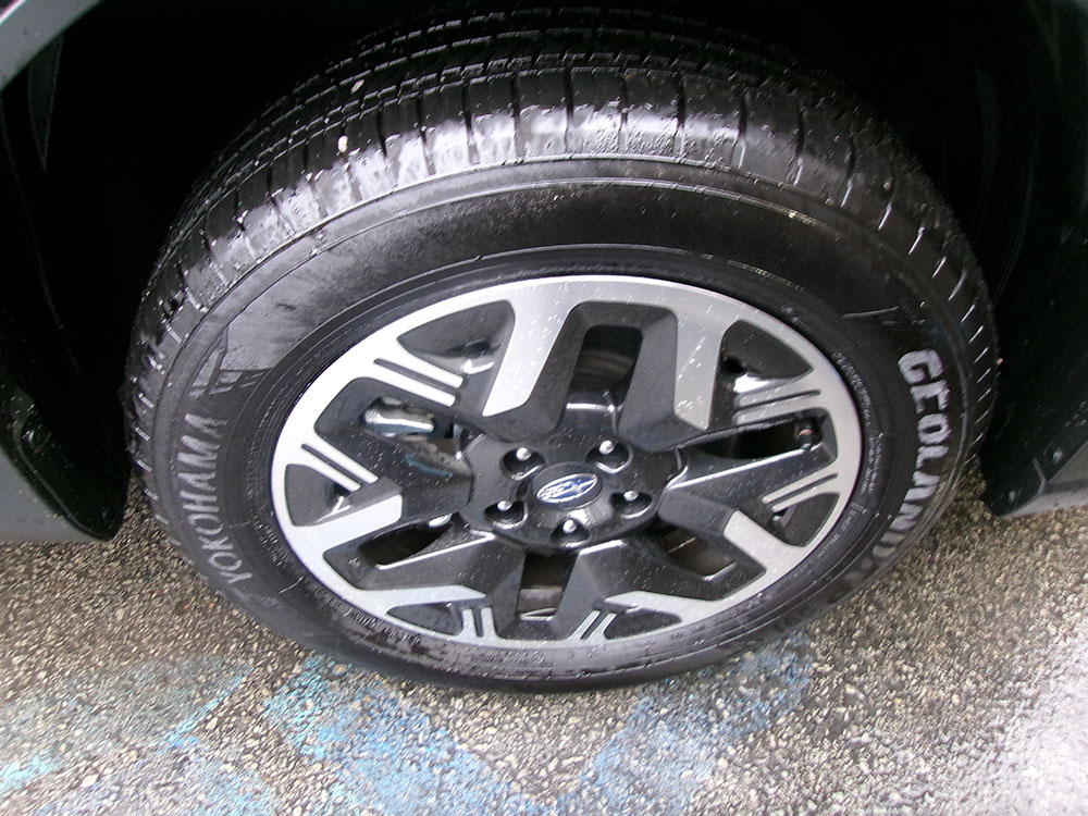 
								SUBARU FORESTER PREMIUM full									