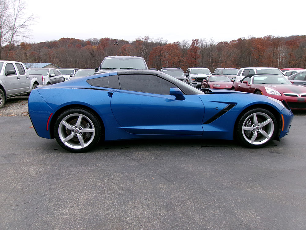 
								CHEVROLET CORVETTE LT full									