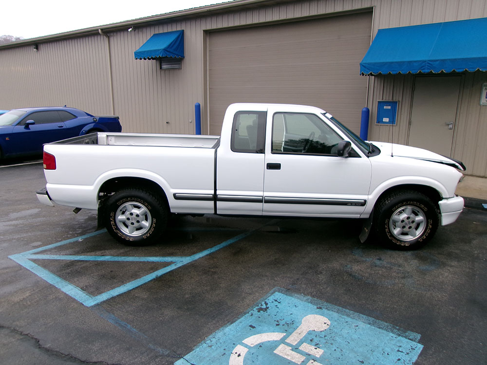 
								CHEVROLET S-10 EX CAB full									