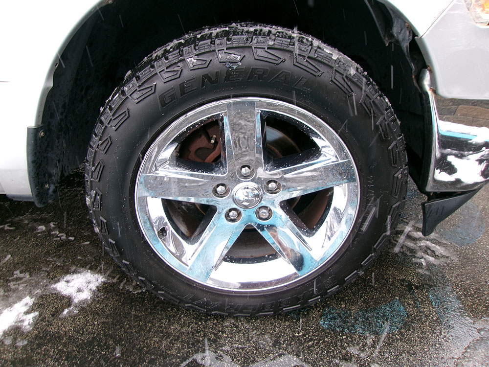 
								RAM 1500 SLT REG CAB full									