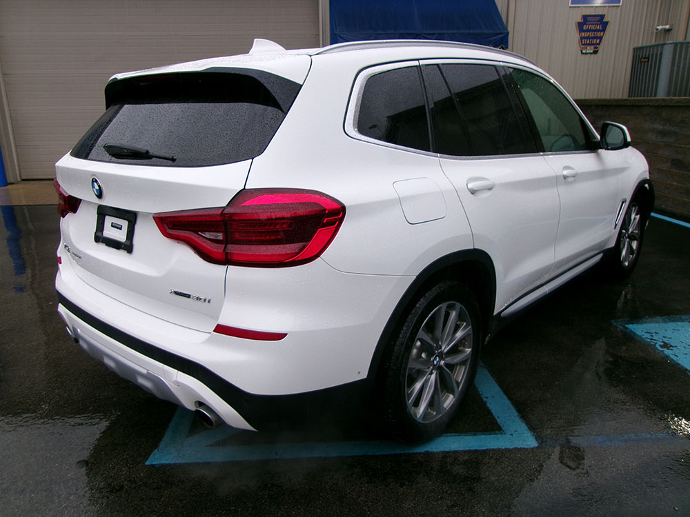
								BMW X3 full									