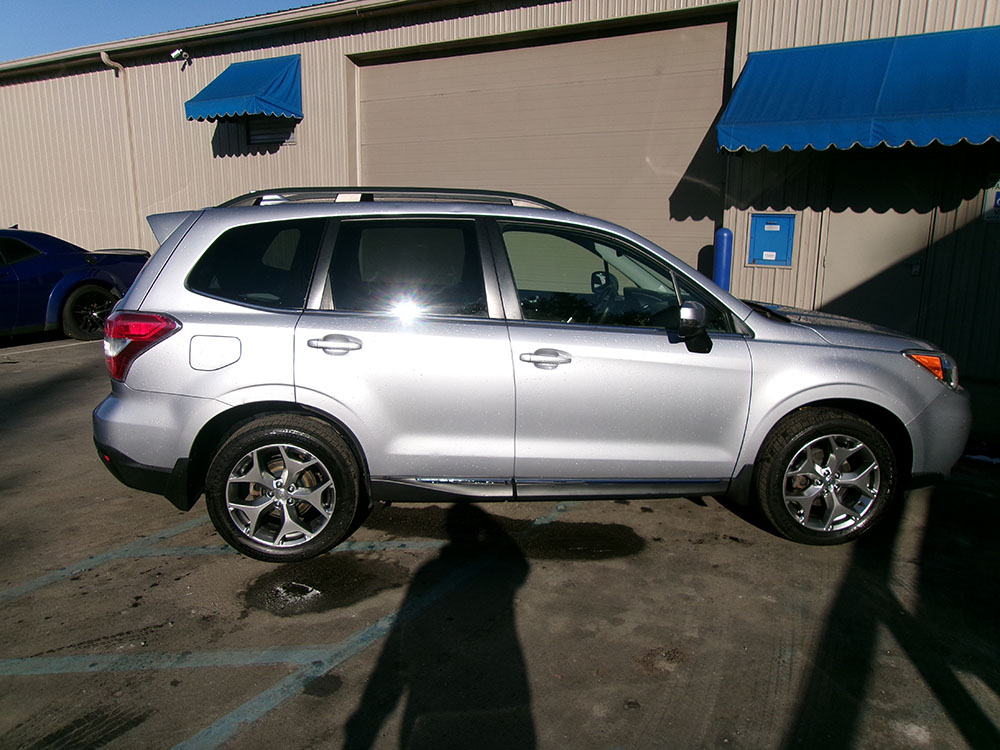 
								SUBARU FORESTER TOURING full									