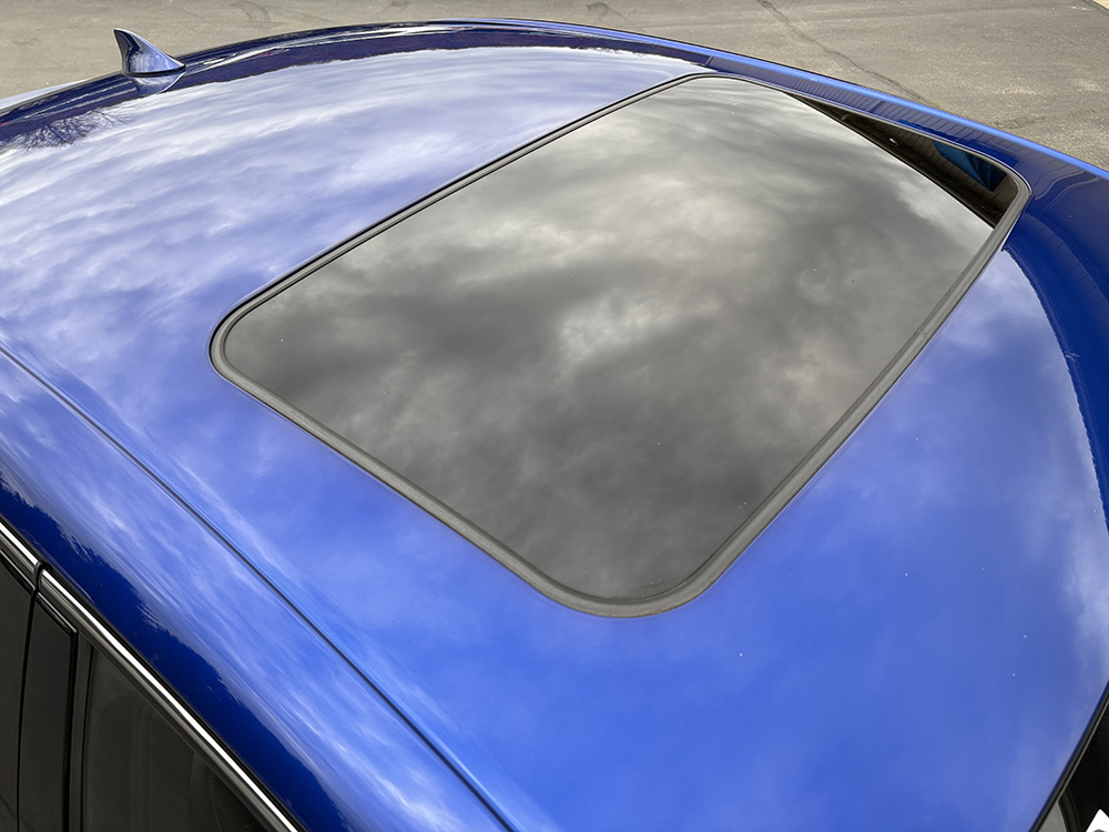 
								LEXUS IS300 F-SPORT full									