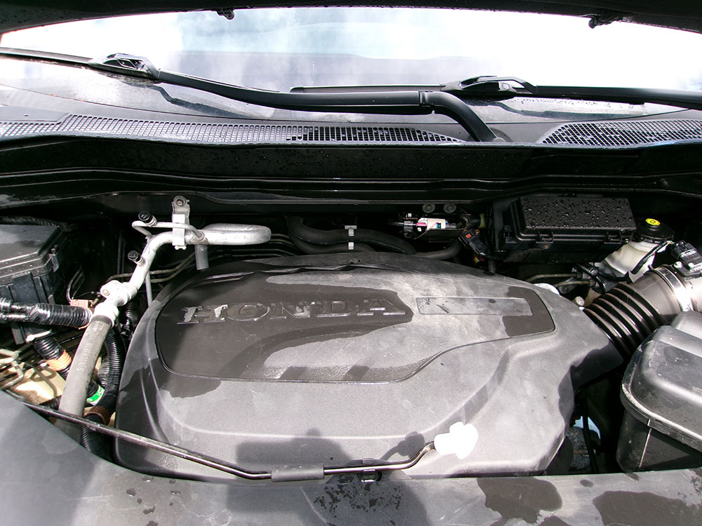 
								HONDA PILOT SPECIAL EDITION full									