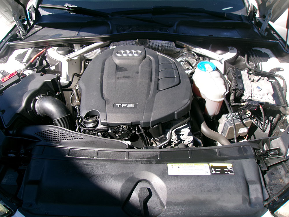 
								AUDI A4 PREMIUM PLUS full									