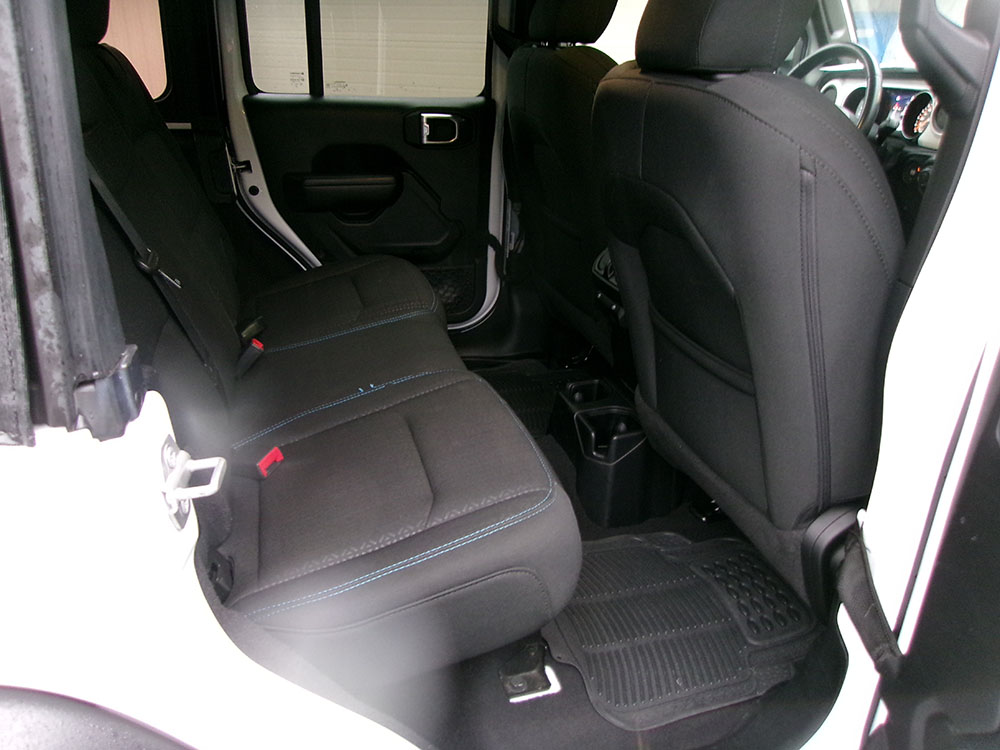 
								JEEP WRANGLER UNLIMITED SPORT ISLANDER full									