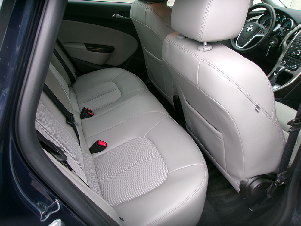 
								BUICK VERANO CONVIENCE full									