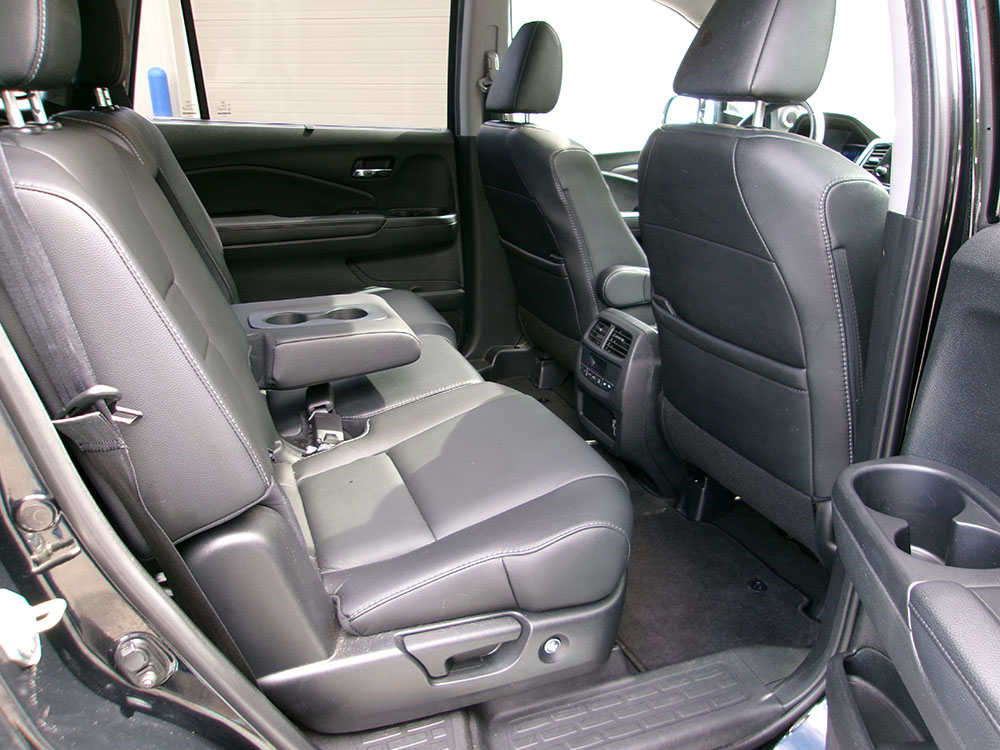 
								HONDA PILOT SPECIAL EDITION full									
