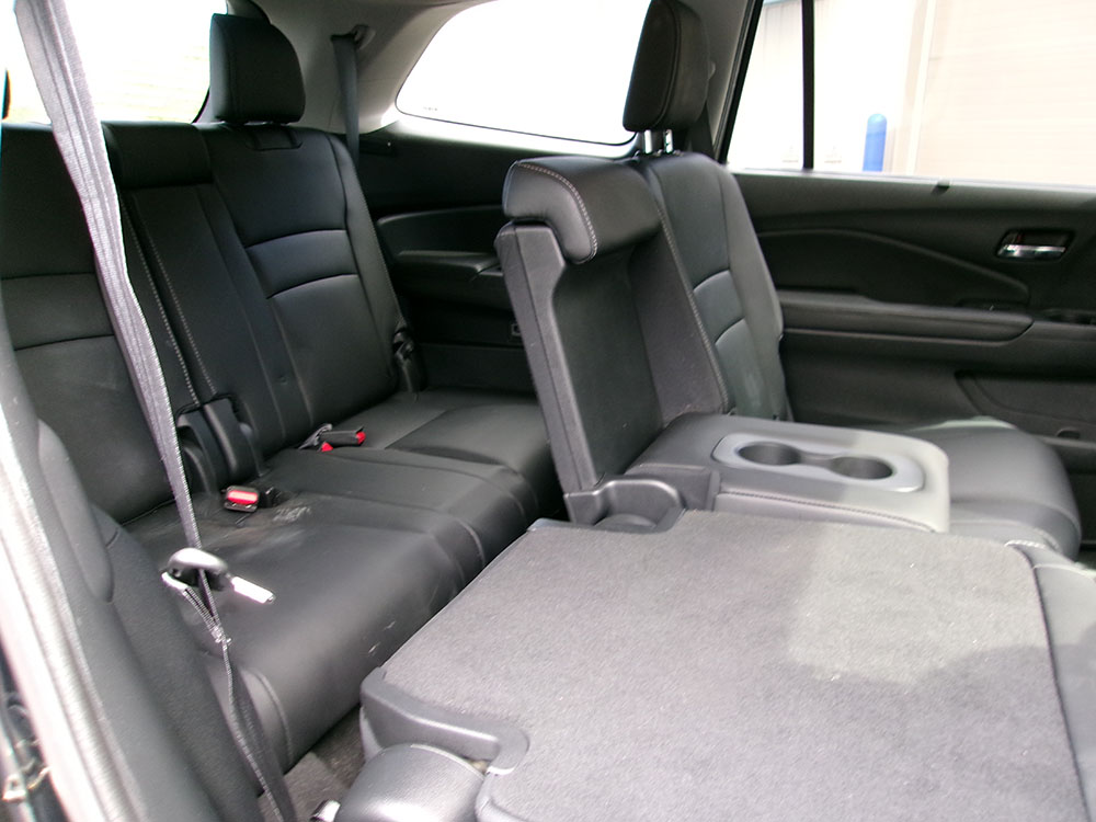 
								HONDA PILOT SPECIAL EDITION full									