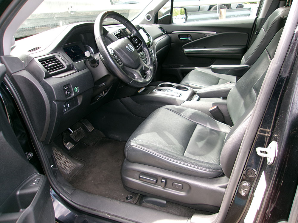 
								HONDA PILOT SPECIAL EDITION full									