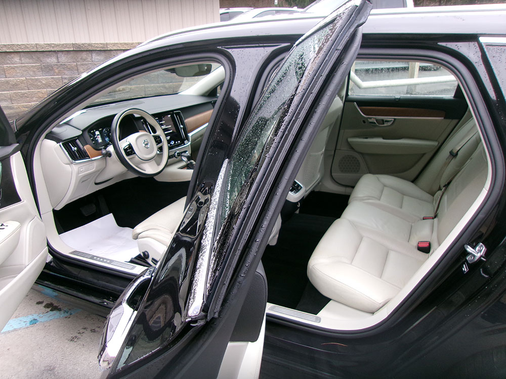 
								VOLVO V90 T6 INSCRIPTION full									