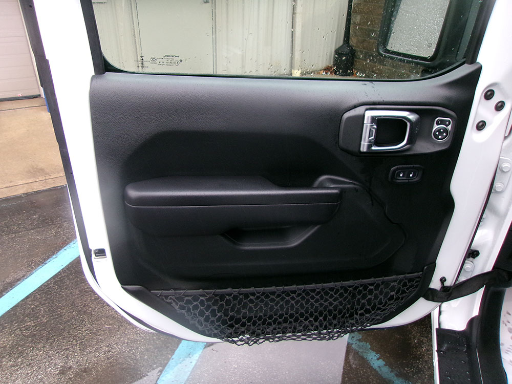 
								JEEP WRANGLER UNLIMITED SPORT ISLANDER full									