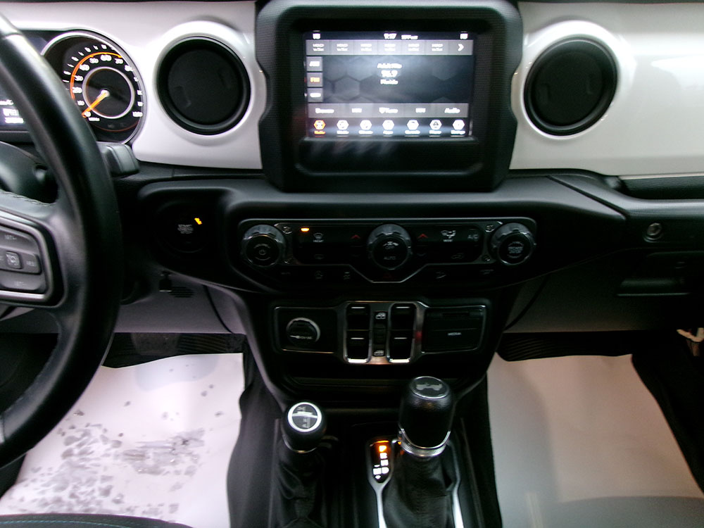 
								JEEP WRANGLER UNLIMITED SPORT ISLANDER full									