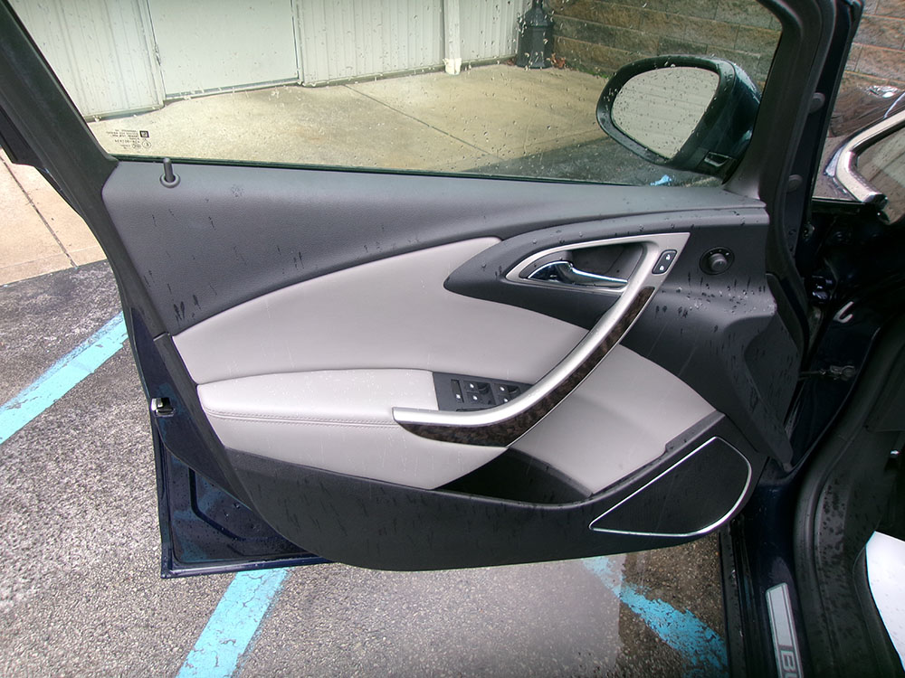 
								BUICK VERANO CONVIENCE full									