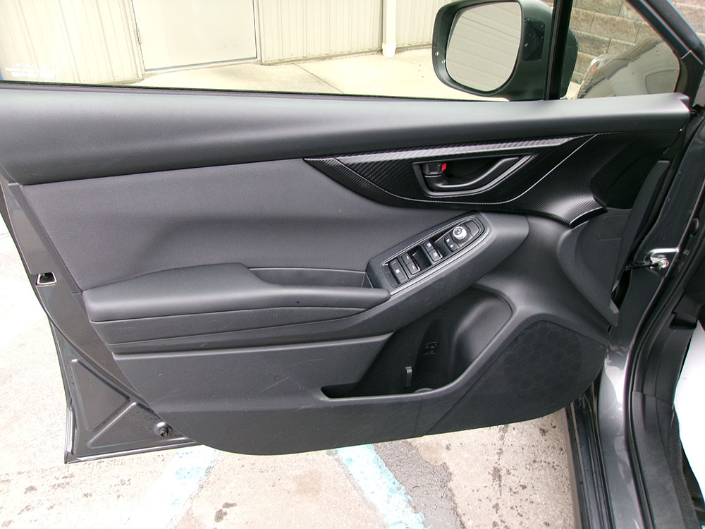 
								SUBARU CROSSTREK PREMIUM full									