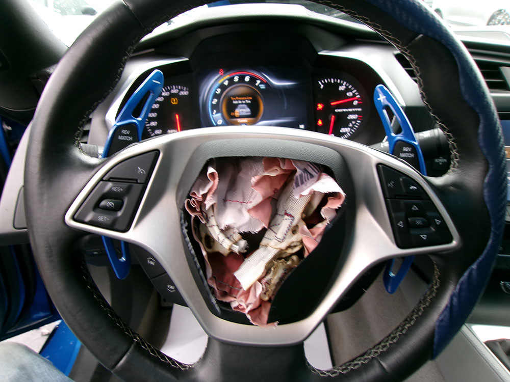 
								CHEVROLET CORVETTE LT full									