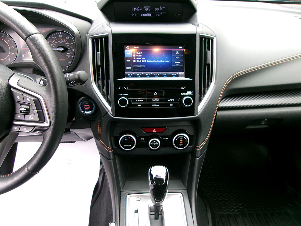 
								SUBARU CROSSTREK PREMIUM full									