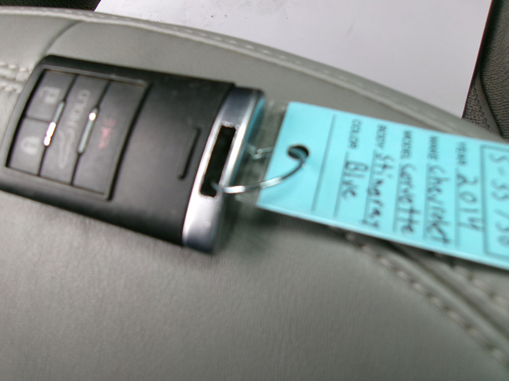 
								CHEVROLET CORVETTE LT full									