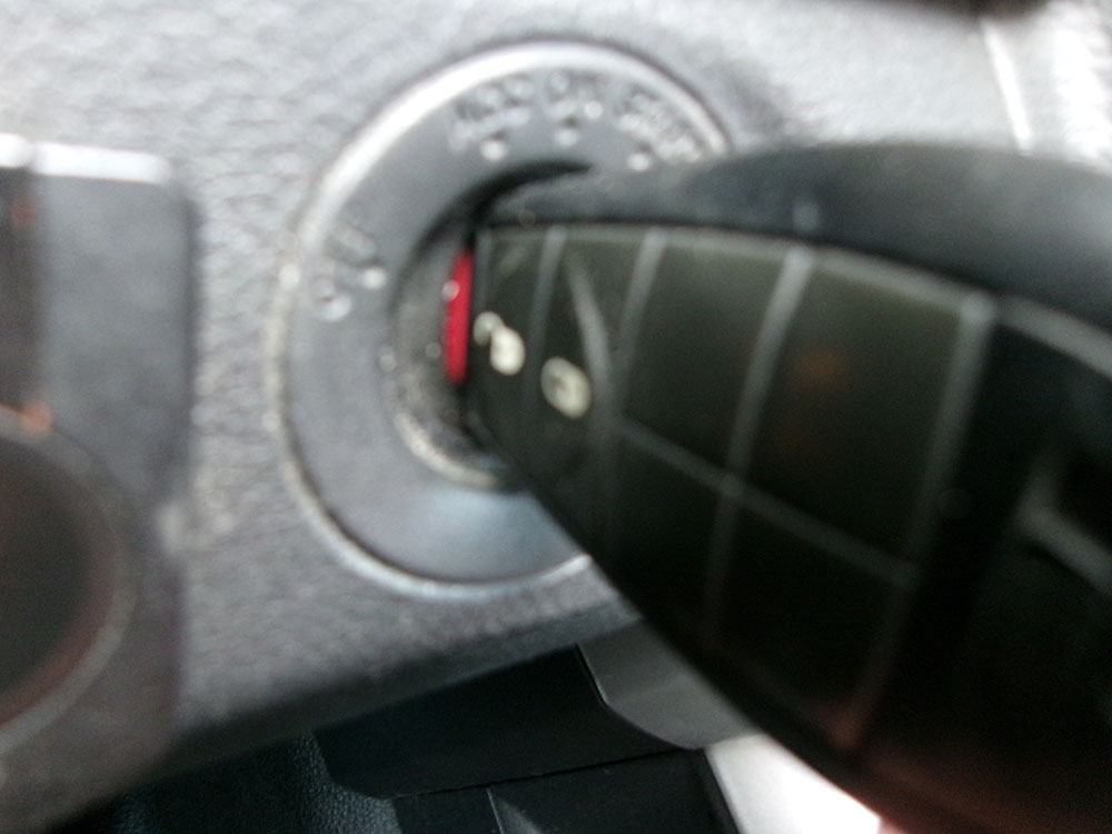 
								RAM 1500 SLT REG CAB full									