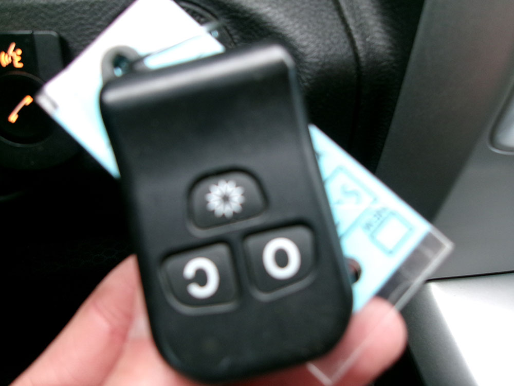 
								RAM 1500 SLT REG CAB full									