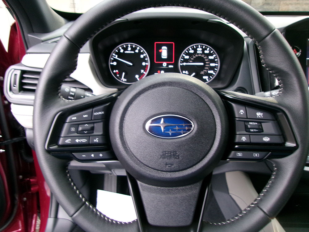 
								SUBARU FORESTER PREMIUM full									