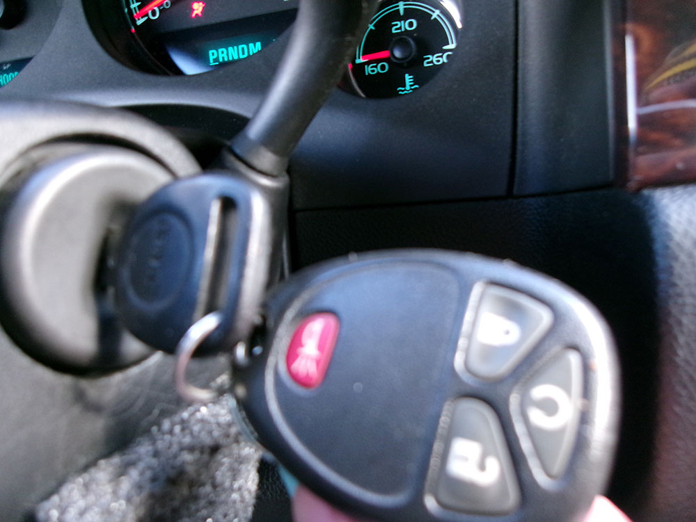 
								GMC SIERRA 2500 DENALI CREW CAB full									