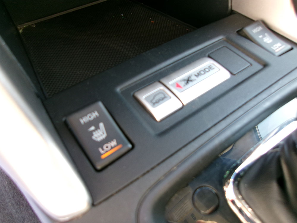 
								SUBARU FORESTER TOURING full									