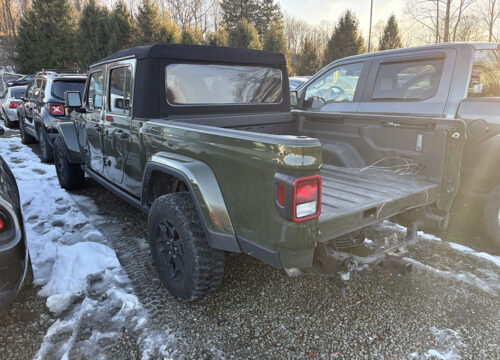 2022 Jeep Gladiator WILLYS's photo
