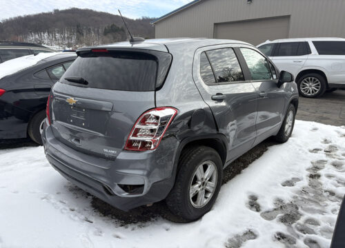 2020 Chevrolet Trax LS's photo