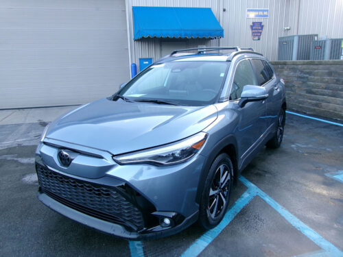 2024 Toyota Corolla Cross XSE's photo