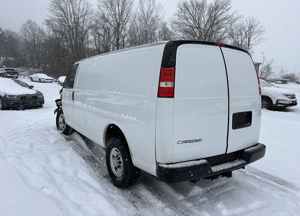 
								CHEVROLET EXPRESS G2500 full									