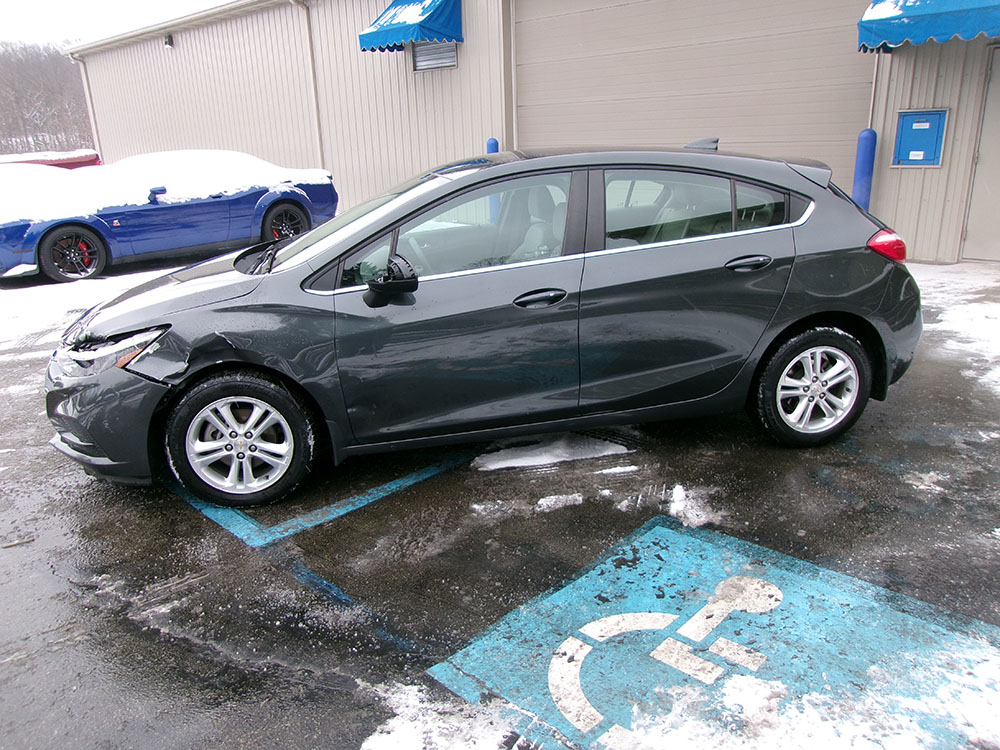 
								CHEVROLET CRUZE LT full									