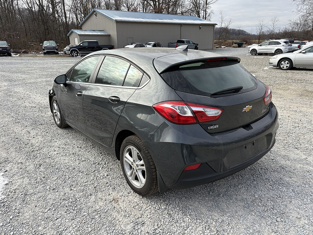 
								CHEVROLET CRUZE LT full									