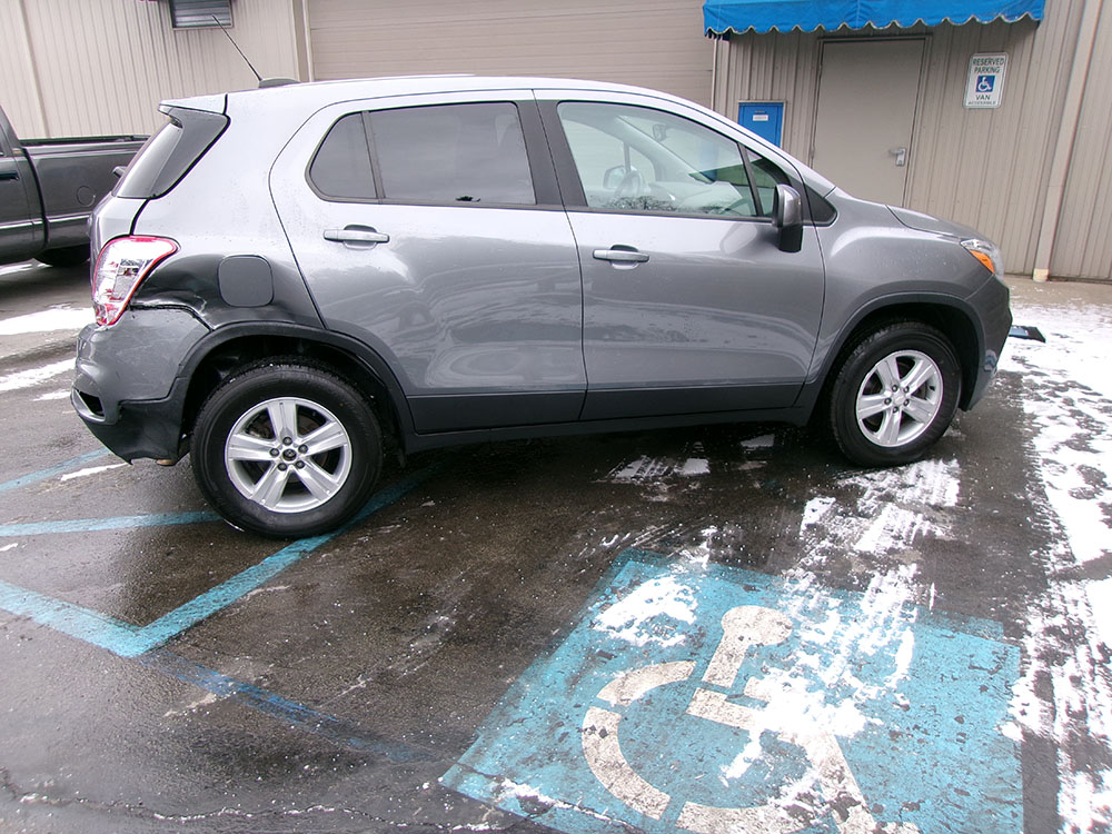 
								CHEVROLET TRAX LS full									