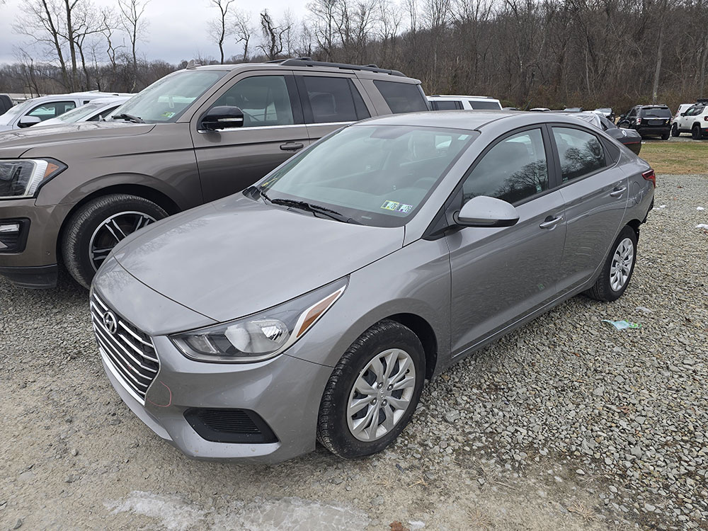 
								HYUNDAI ACCENT SE full									