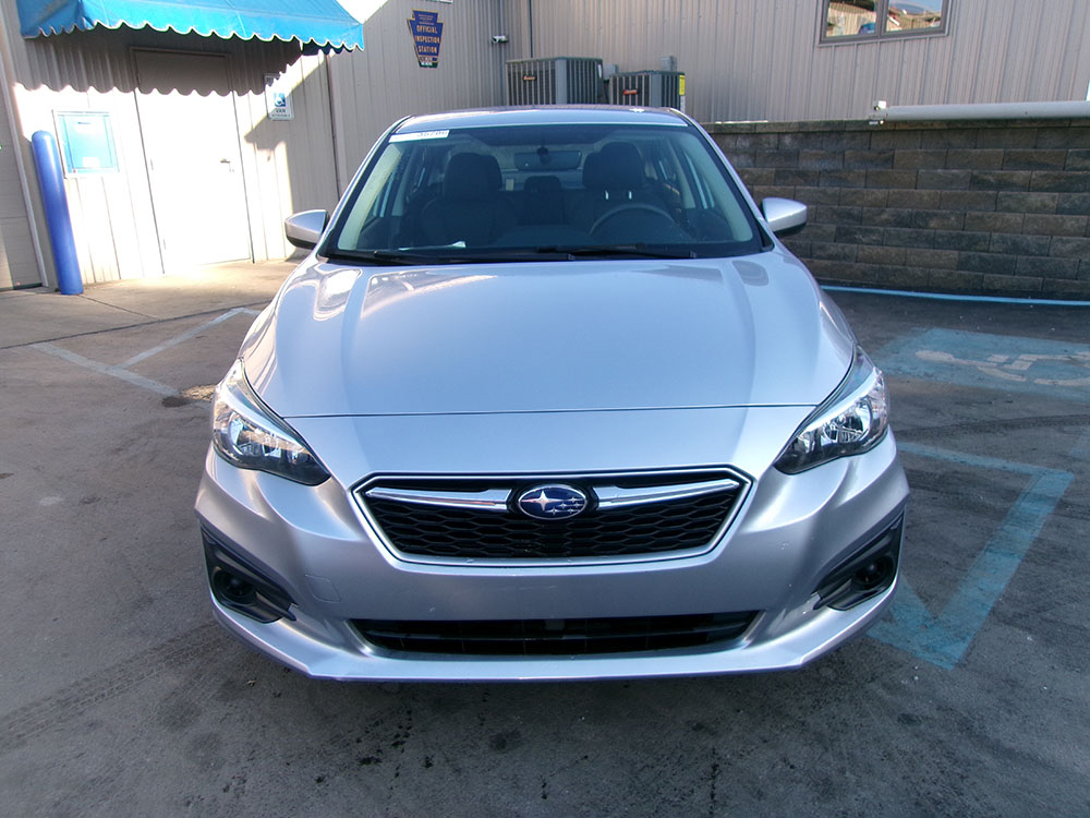 
								SUBARU IMPREZA PREMIUM full									