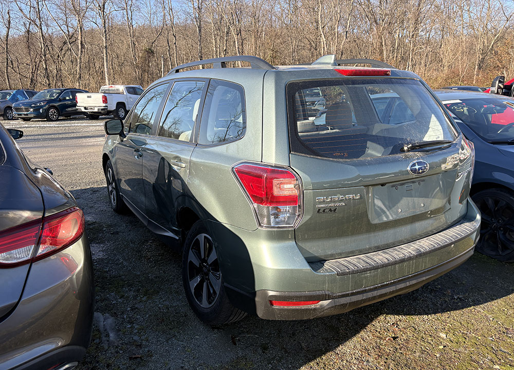 
								SUBARU FORESTER full									